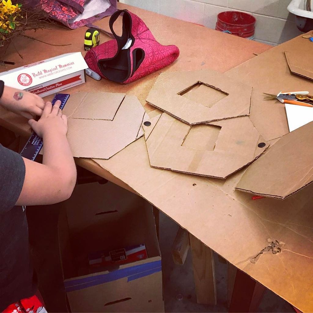 mr_wag_info's tweet photo. Cardboard #Prototyping #Makerspace #ShareCVMS #thisiswhycvms https://t.co/nueko9Vr7r