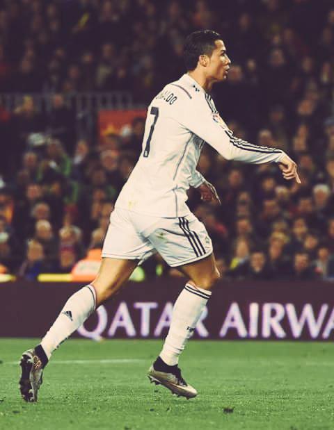 REDAGAHA's tweet photo. الأسطورة http://t.co/Nj7U7iiuws