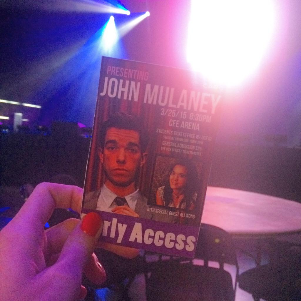 HerCampusUCF's tweet image. We wrote this for you, @mulaney! #loveus #secondrow bit.ly/19I2CRI