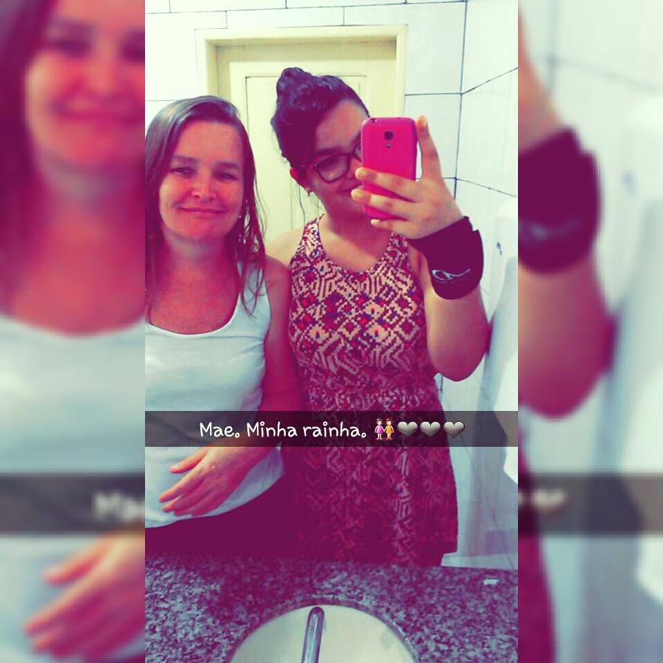 SrtSysy's tweet image. Maaae... meu tudo miinha rainha. Minha viida ❤❤❤💪😍😍 minha guerreira