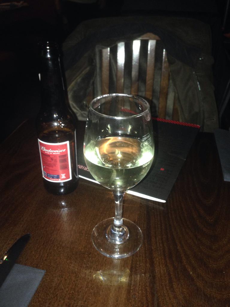 LizCranney's tweet photo. Wednesday treat catching up with @MikeShrieve 👌 http://t.co/rRwhDTVOyr