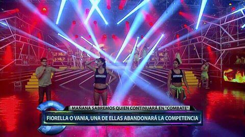 Ratinh_'s tweet photo. ¿Quien se va hoy en @COMBATE_ATV ?

Fiorella Chirichigno vs Vania BIudau http://t.co/9A50DfKJIm
