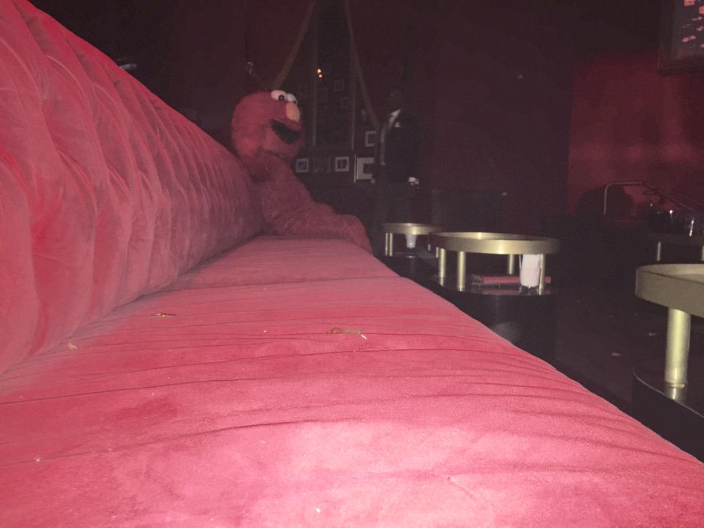 NoisyHuevos's tweet photo. Sorting through post-Vegas texts ... That time some dude in an Elmo costume shut down the club. #NoTickle http://t.co/ZAFFgQ68lF