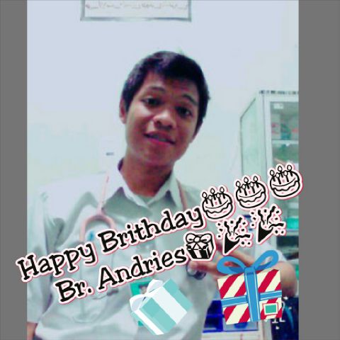 Makasi syang ({})  "<a href="/IkaPaca/">IkahPaca</a>: Selamat Bertmbah Tua Br.Andries <a href="/Bady__17/">Andries</a> "