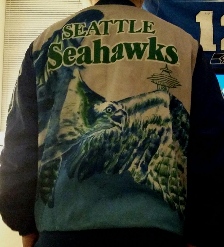 evibighead's tweet photo. New jacket just arrived! #excited#loveit#chalkline#vintage#seattle#gohawks http://t.co/8hN7afFL4Q