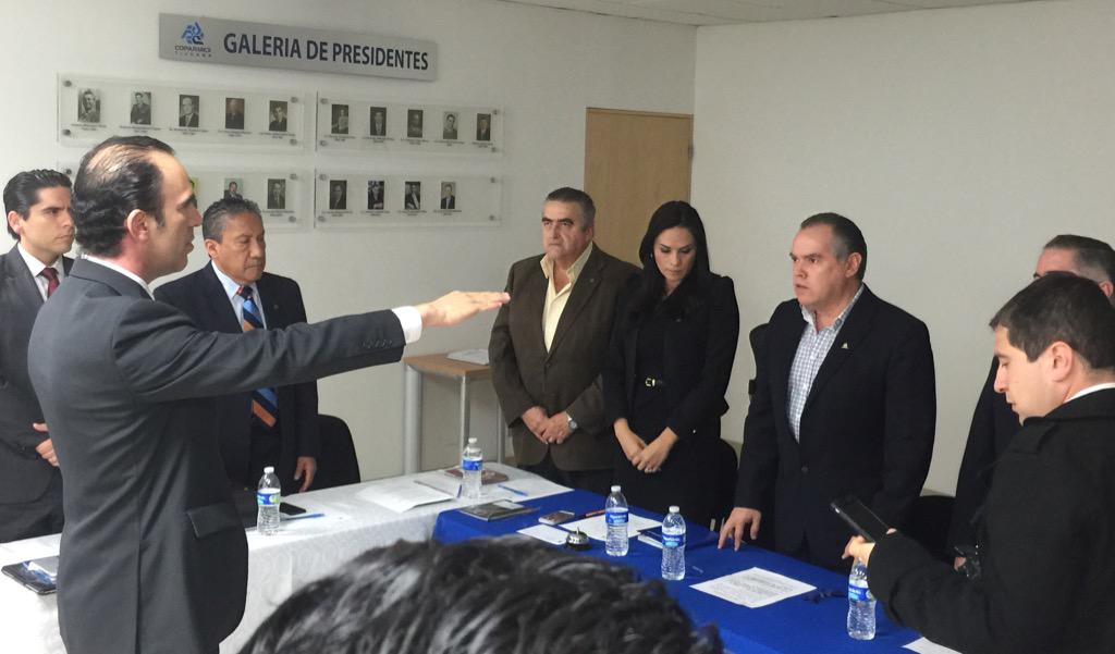 gdehoyoswalther's tweet photo. Hoy se reeligió a @GFdeLeon como Presidente del Consejo de @CoparmexTijuana 2015-2016 Enhorabuena y Felicidades! http://t.co/u9xbxo9mds