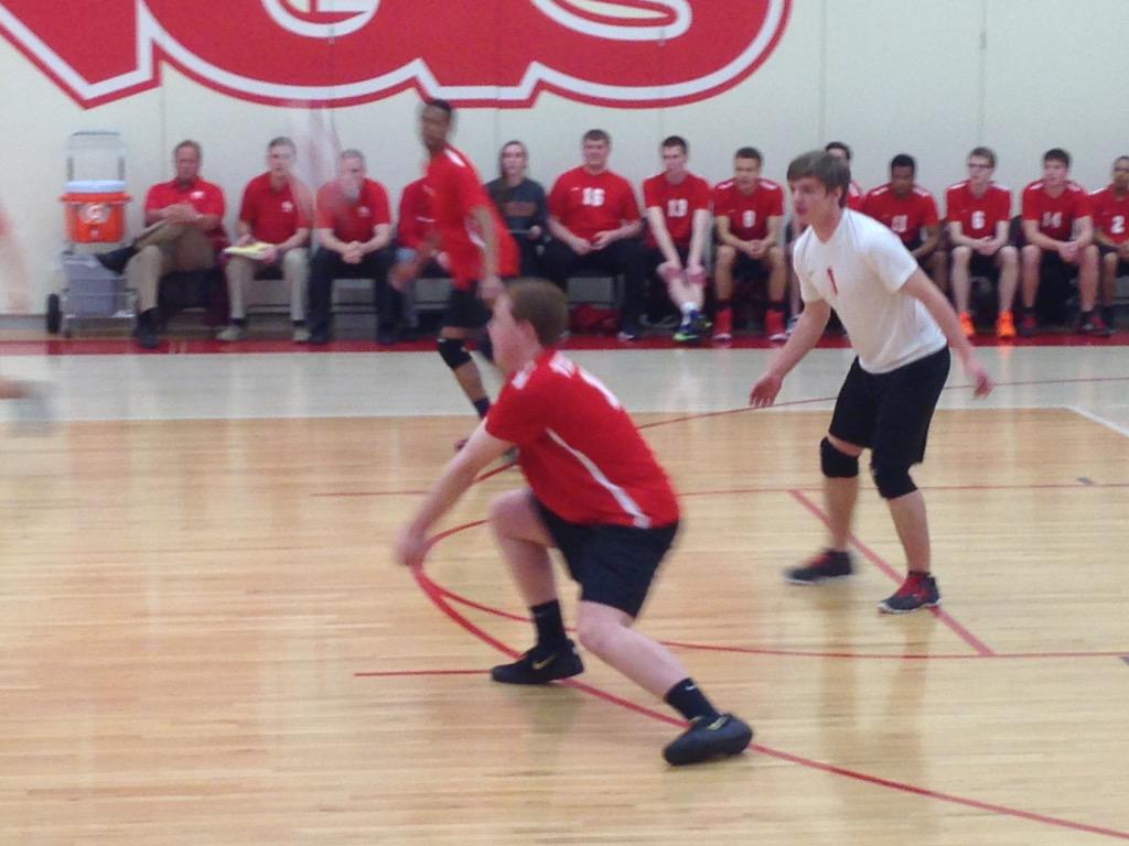 HFvikingvball's tweet photo. Varsity drops opener 12-25, 18-25 to Oak Forest http://t.co/orJAJkULW5
