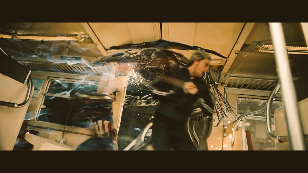 BuddiesAssemble's tweet photo. What do u think of this awesome shot of #Quicksilver tackling #Ultron! @moviepilotnews #AvengersAgeOfUltron #Marvel http://t.co/1YlS2l9nis