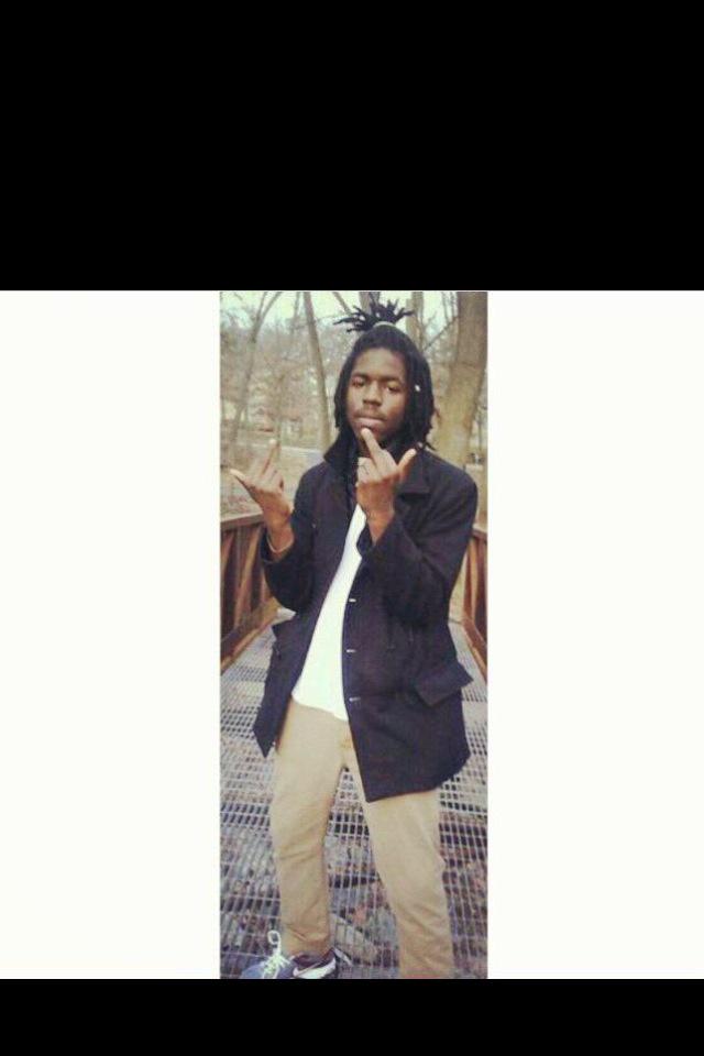 RapperMentality's tweet image. Free my Fuckin brava moe🔓🔓 Fuck da opps👮🐽 they can't hold a real nigga dwn for to long💯💯 #freerell