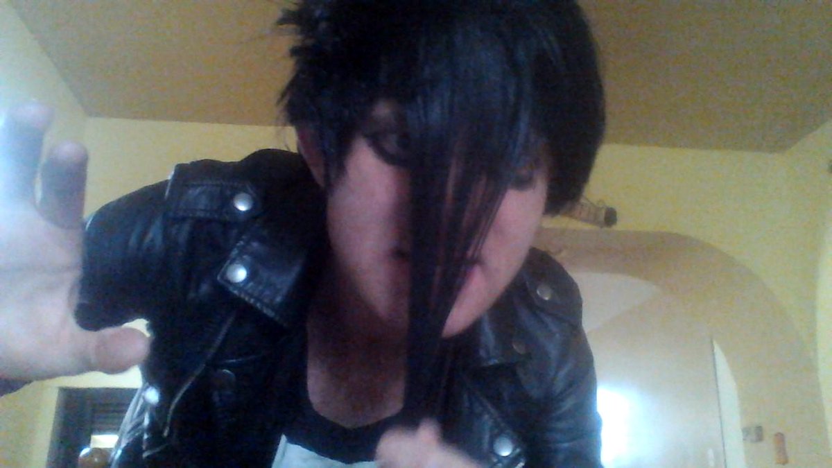 andybrowne6's tweet photo. @SWPBAwesomeFans try to keep the devillock alive more then  dead http://t.co/fN5lNZZDXW