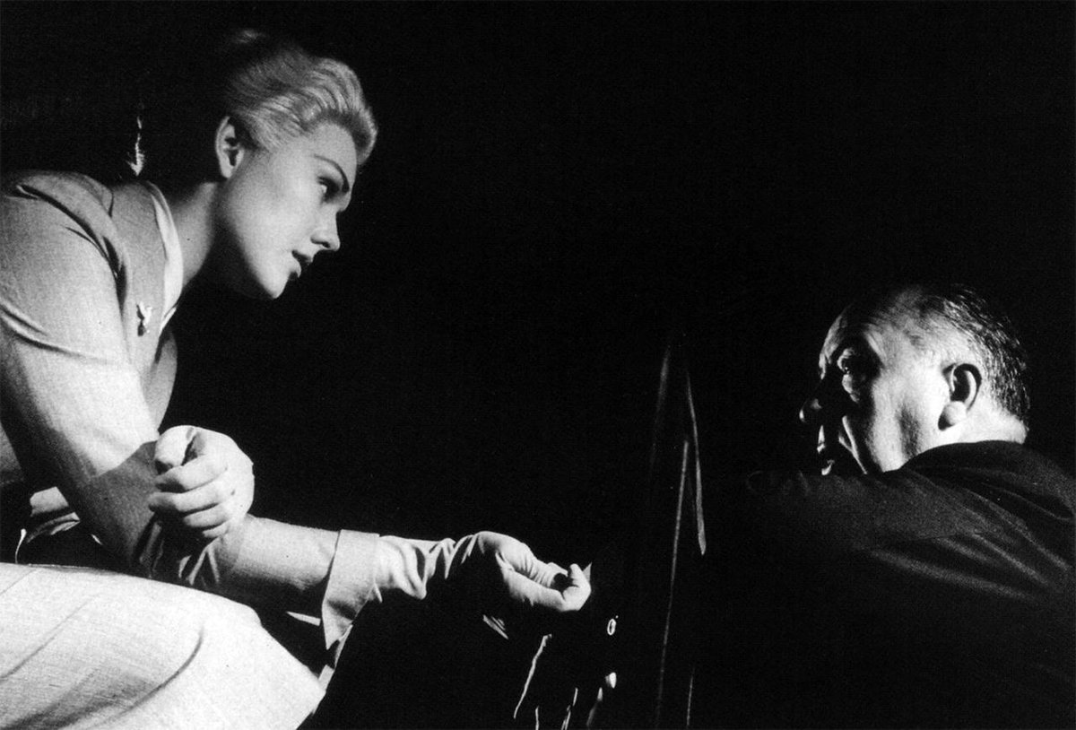CCinephilia's tweet photo. Alfred Hitchcock’s ‘Vertigo’ is on every level a masterclass in filmmaking http://t.co/fdX1cYRPwE http://t.co/lAOh3qhNDD