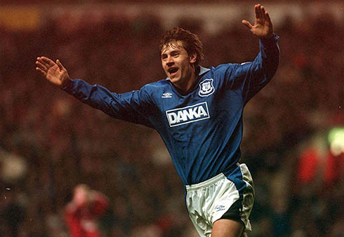 AuthenticFoot's tweet photo. Andrei Kanchelskis scored on November 1991 in Cyprus,the last goal in Soviet national team history. http://t.co/4BwUvBwPh3