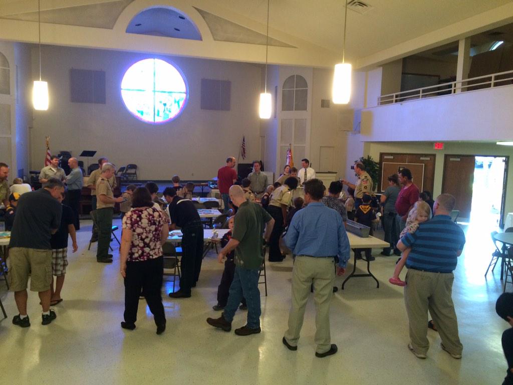 CovenantAustin's tweet image. Tonight's Cub Scout meeting was the boat race. Was neat to see all the different boats that they made.