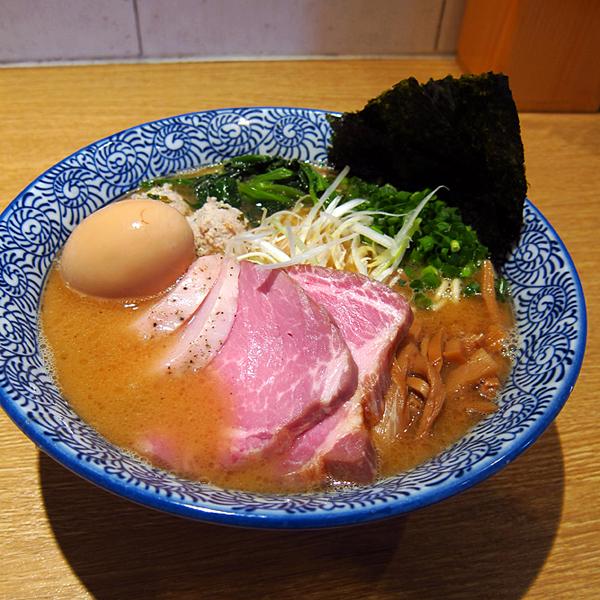 japannows's tweet photo. #一燈 #Ittou #ramen
#Shinkoiwa #Tokyo #japan #foodporn #tourism #travel #japanesefood #japaneseculture #JAPANOWRAMEN http://t.co/JqWzY2zGS9