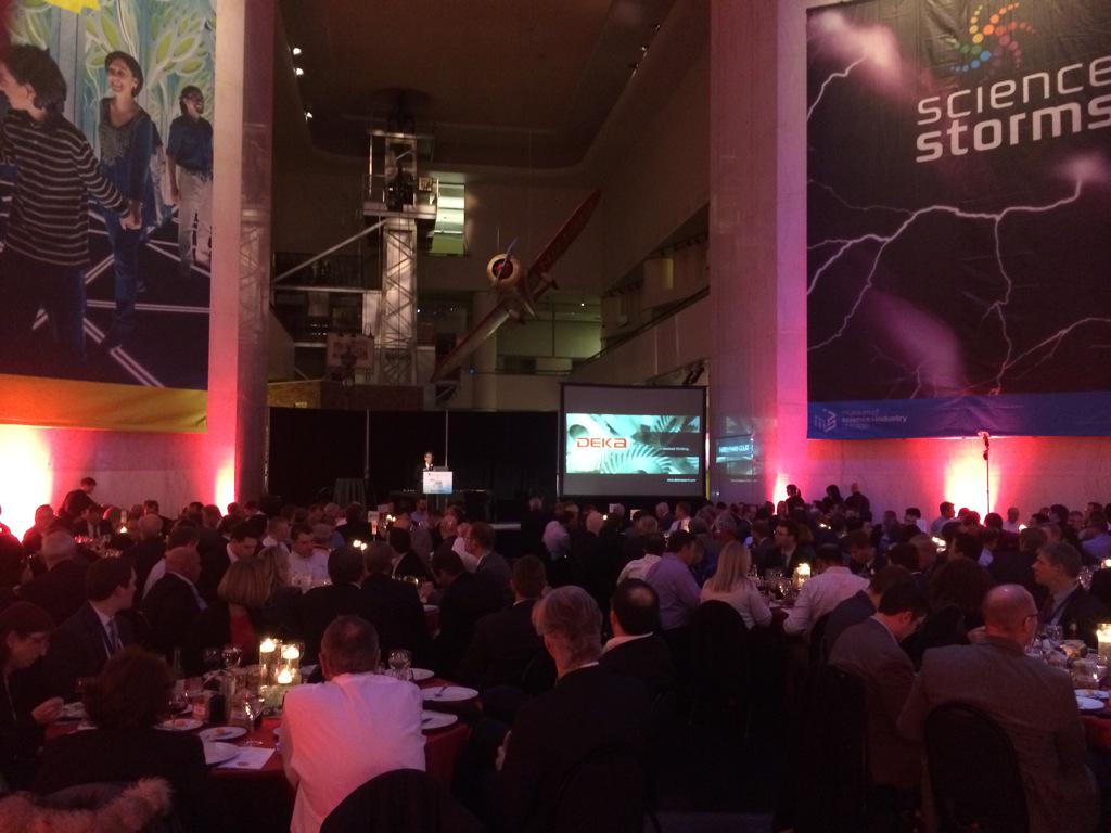 AutomateShow's tweet image. Engelberger robotics award gala dinner at @msichicago. Dean Kamen keynote. What an awesome venue! #Automate2015