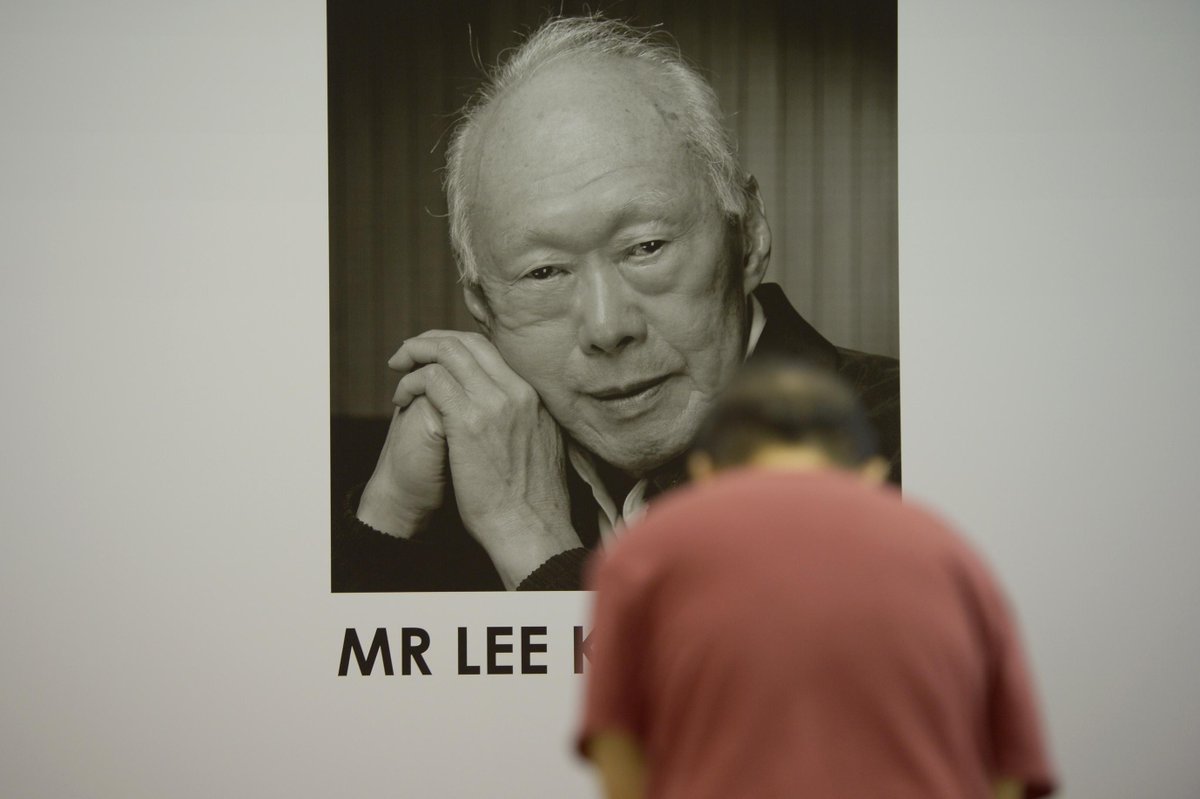 straits_times tweet picture