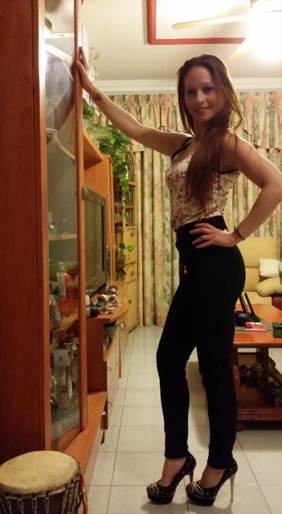 ip_isabel1981 tweet picture