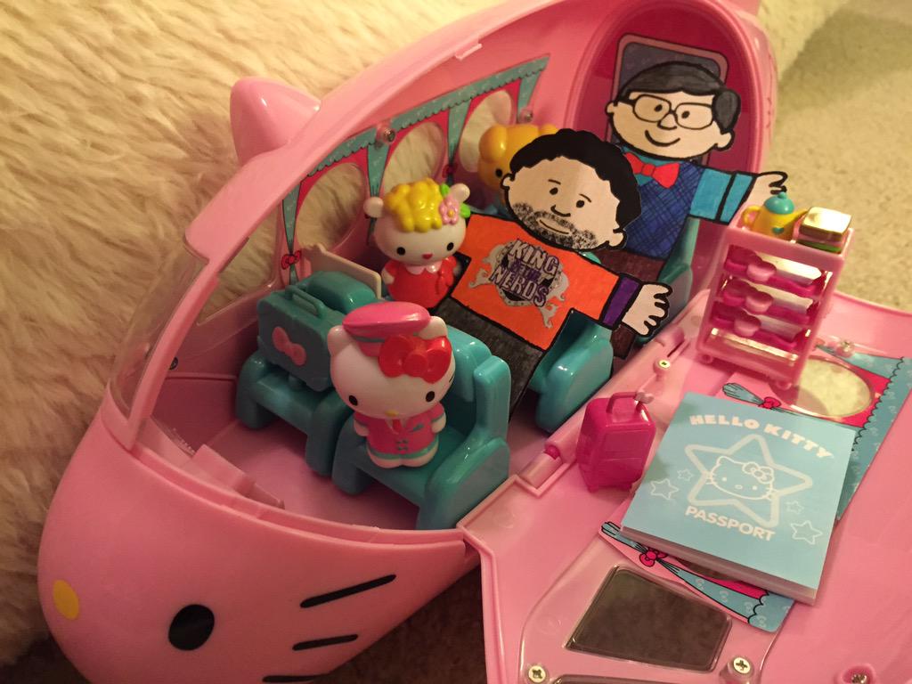 kristinadeshee's tweet photo. The #PressedNerds flew #HelloKitty Airways for my daughter's 2nd birthday #BestBirthdayPresentEVER #nerdsrule #KOTNs4 http://t.co/hHQNSeBSiT