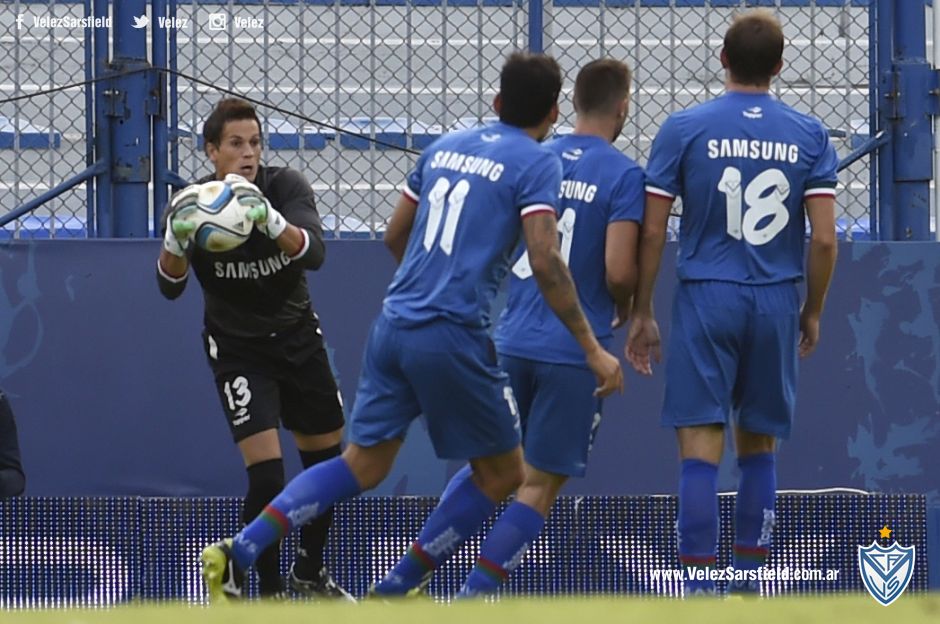 SebaSosaFans's tweet photo. Seba Sosa en #Velez vs Belgrano. http://t.co/vExDzyf5cw