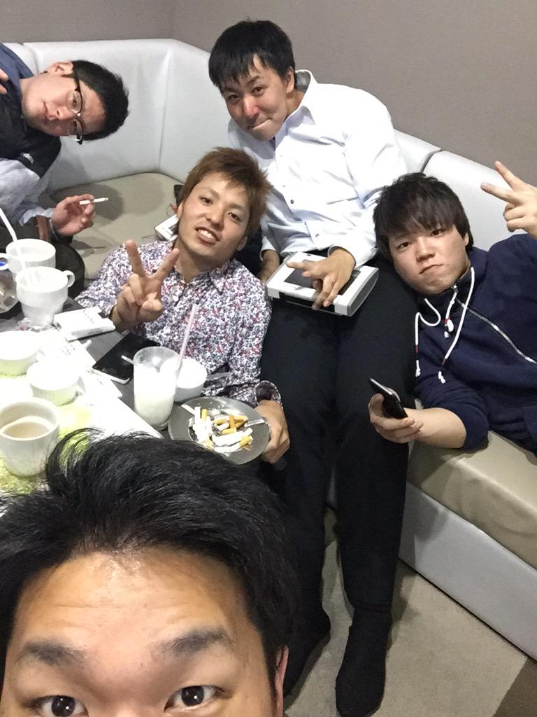 ありがと東京
ありがと神奈川
ありがとドムス
最高の大学生活でした！
またみんなで集まれるときがあればええですな！
昨日さっそく高橋くんから寂しいとゆうLINEがきました！笑
さすが白川依存症！笑