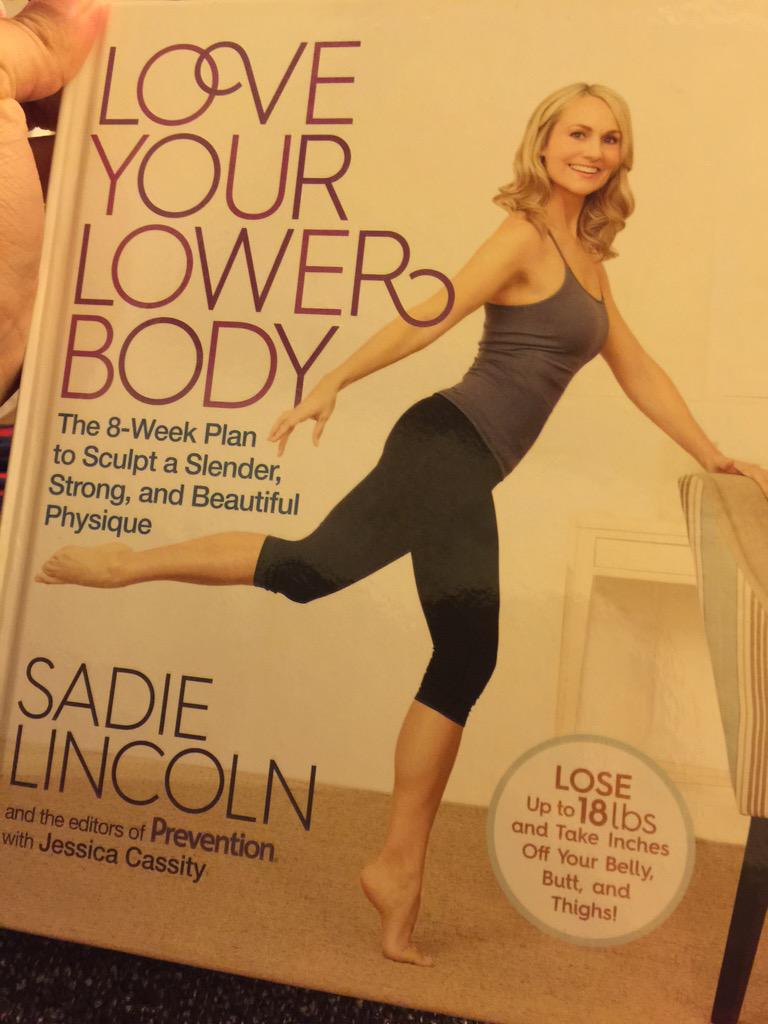 AshleyNicoleDu's tweet image. Starting Week 1 of the #LoveYourLowerBody book today #excited #LYLB @barre3sadie ❤️