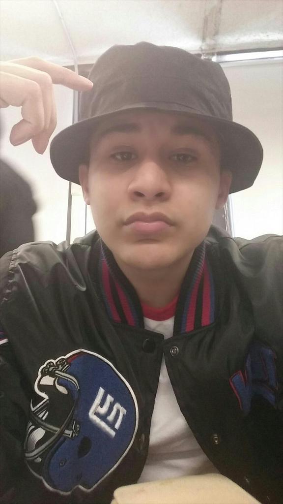 jo3lization2012's tweet photo. 😕👌💯 gang shit boy http://t.co/RtaSy71U5a