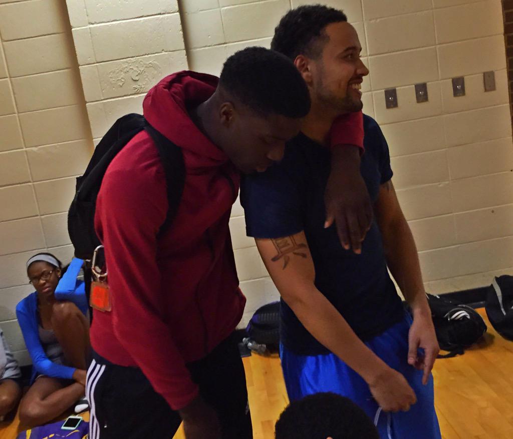 6ierre's tweet image. On campus w/ @Rays_World #firstfriendever