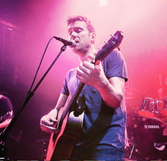 HAPPY BIRTHDAY DAMON ALBARN! YOU\RE THE BEST MUSICIAN, SINGER AND COMPOSER IN THE WORLD. Thanks for everything  