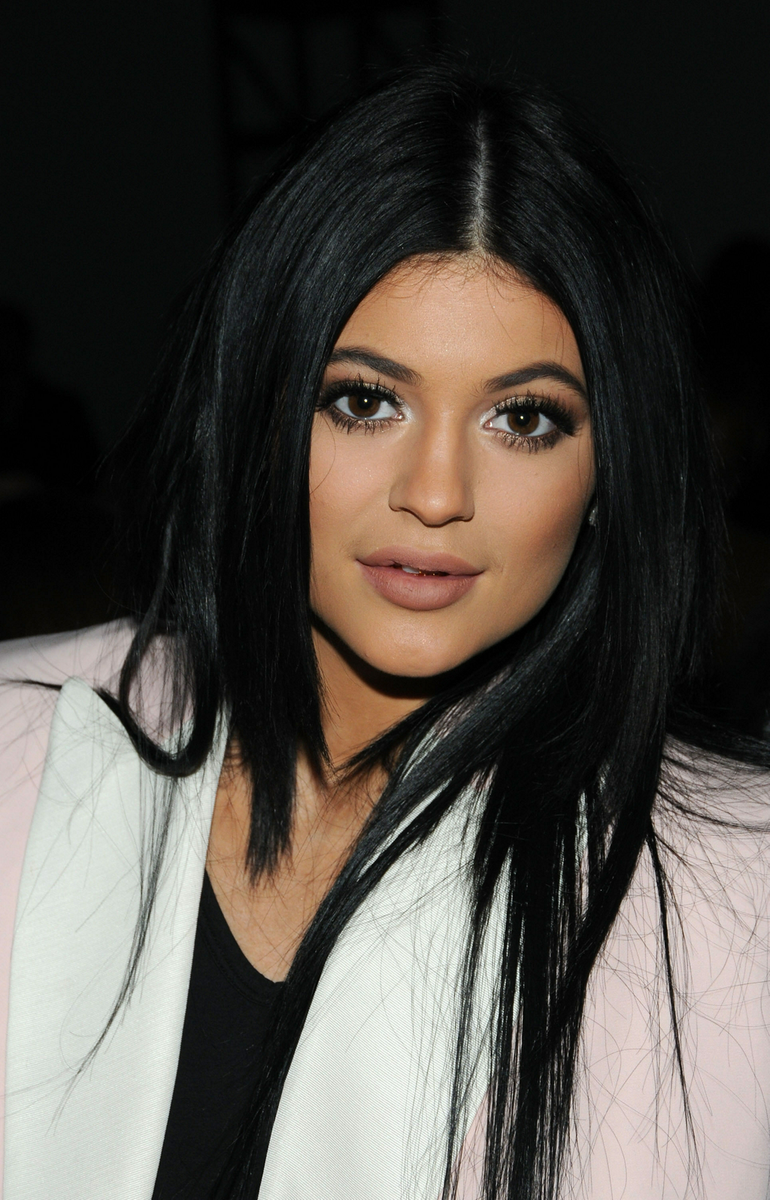 Oof, Kylie Jenner Is Going to Have the Worst Tan Lines Ever | Scoopnest