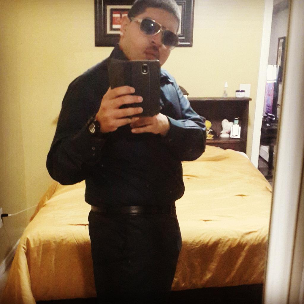 SubzeroCast's tweet image. On my workout game. Going harder than ever to achieve my goal.#beastmode #powerup #Herballife #EmpireFinale #fitness