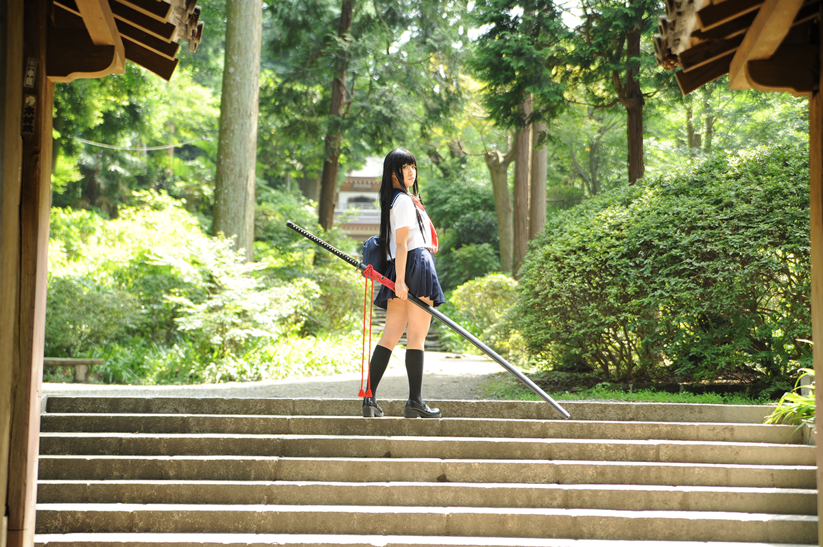 大太刀の作例サンプルになるのかな、3年前に撮ったセーラー服と斬馬刀