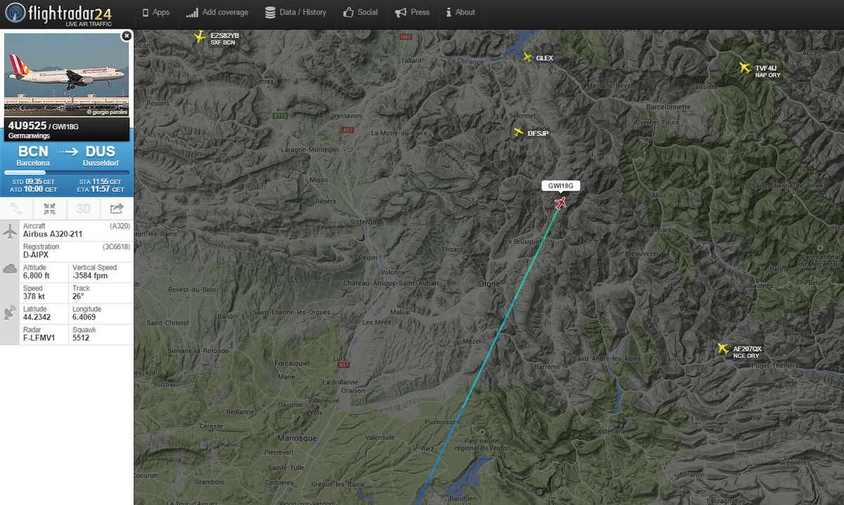 Un avión que volaba entre Barcelona y Düsseldorf se estrella en los Alpes franceses CA22gl6VIAABvha