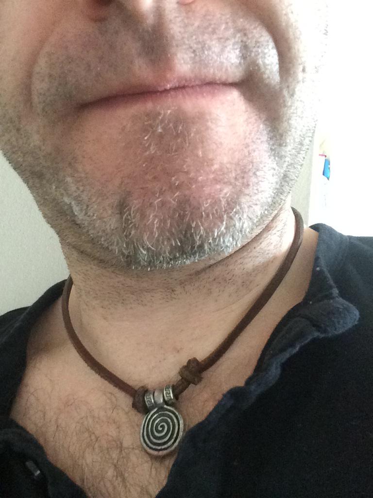 Guybiggs's tweet photo. Giving the beard a break as today's shooting  on @ravenwaiting postponed http://t.co/IRHCZOQ8MP