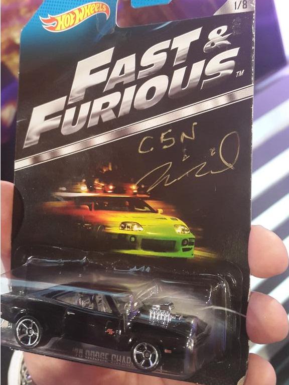 C5N's tweet photo. ¿Querés el auto de Rápido y Furioso firmado por Vin Diesel? Seguinos en @C5N y escribí #AutoFirmadoTorettoC5N http://t.co/FkJHU4xUQ7