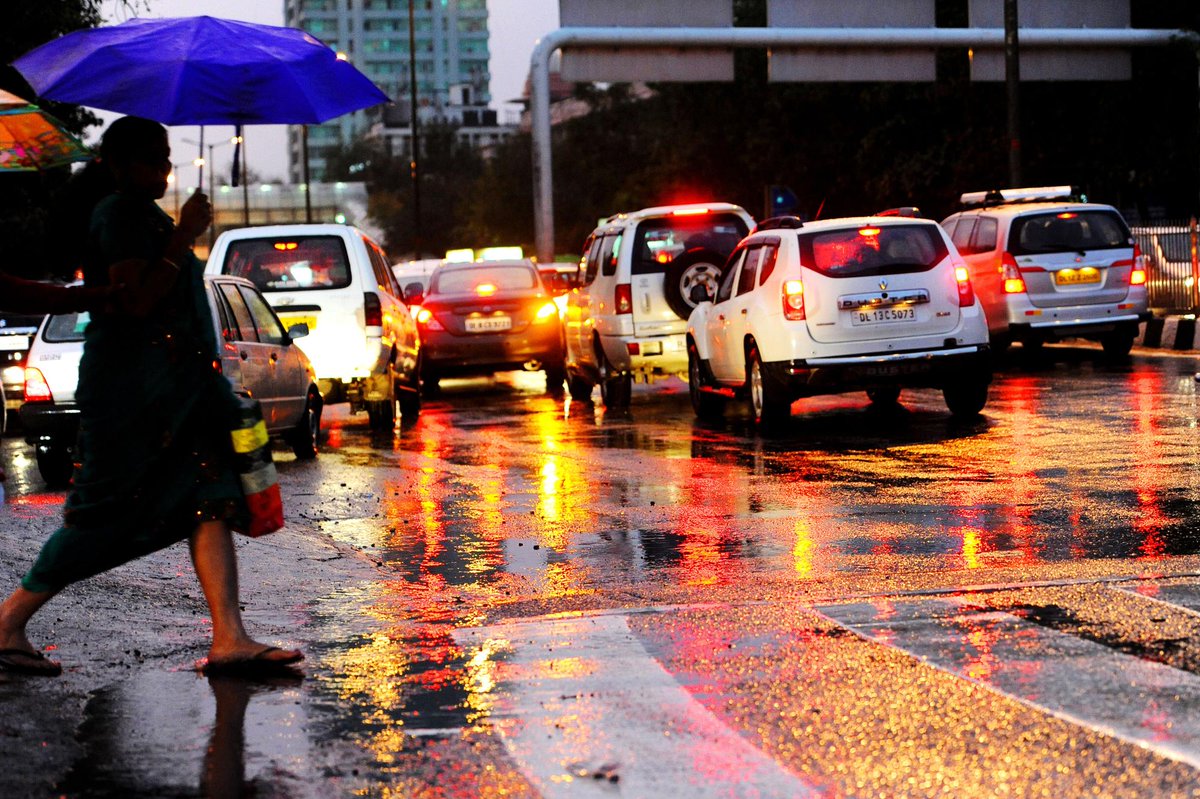 ac1986ca's tweet photo. "@timesofindia Wettest March since 1915, more rain cmng in Delhi http://t.co/kBOUYIELeT via @TOIDelhi http://t.co/oEPNTQaFdu"@pratmanudhanya