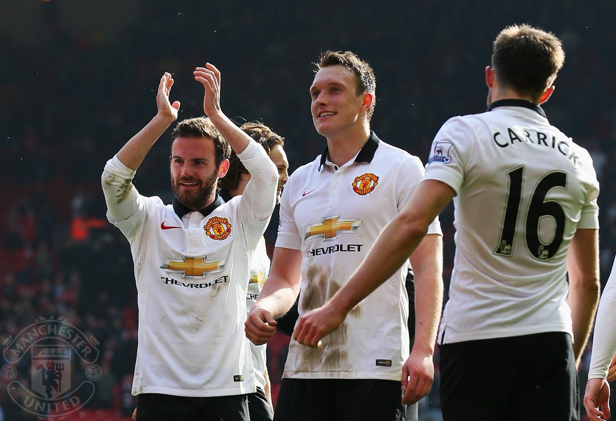 ManUtd's tweet photo. "It's up to us to prove people wrong. We enjoy doing it." Read more from #mufc's @PhilJones4: http://t.co/olwB1XLb2I http://t.co/mfi0amhnE2
