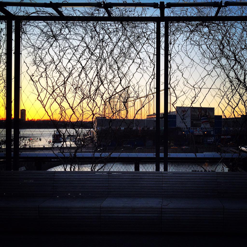 Maldooon's tweet photo. #NYC #HighLine http://t.co/FBsARROk6A
