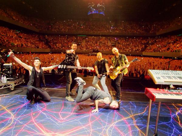 Danielle_idk's tweet photo. Ik was daar http://t.co/AbIquLRaqh