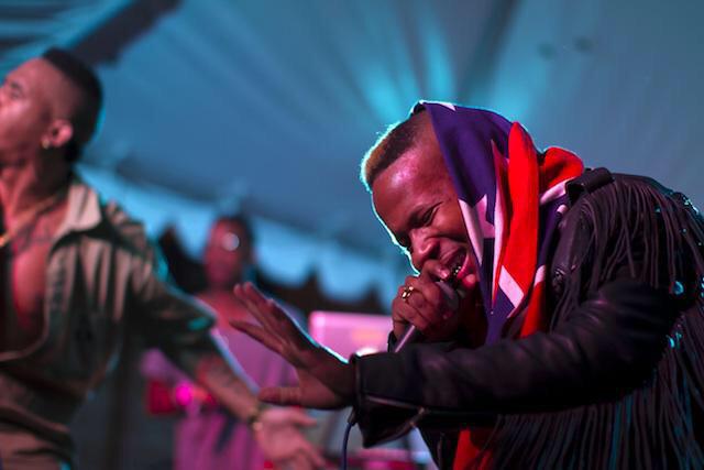 noise4good's tweet photo. "Rappers are dressing like 80s rock stars and it's awesome" #SXSW via @NoiseyMusic http://t.co/WLN8f6PMvx
