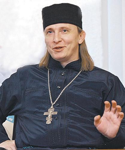 Попов олександр миколайович. Актер бывший поп. Актер бывший поп. Актер бывший поп. Актер бывший поп.