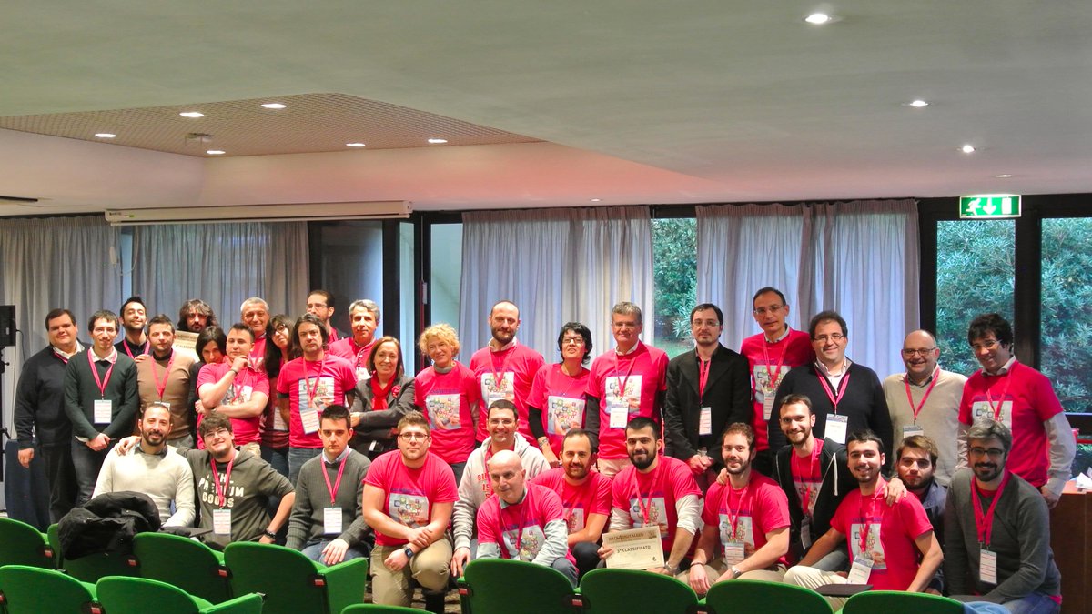 david_carollo's tweet photo. #Hack4DigitalGov:la foto del #dreamteam! @TIG_italia @IBMItalia @flavia_marzano #innovazione #startup #dGov #opendata http://t.co/2kyb9ioh63