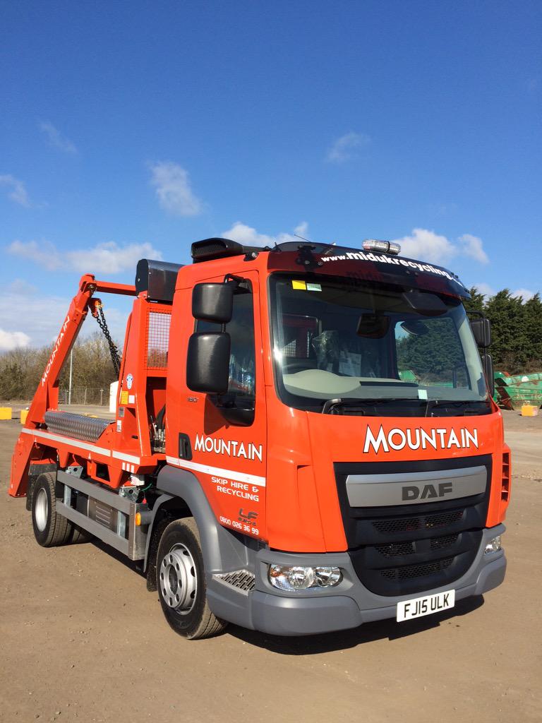 1 of 2 new dafs on the road. 2 Scania skip trucks on the way also! #skiphire