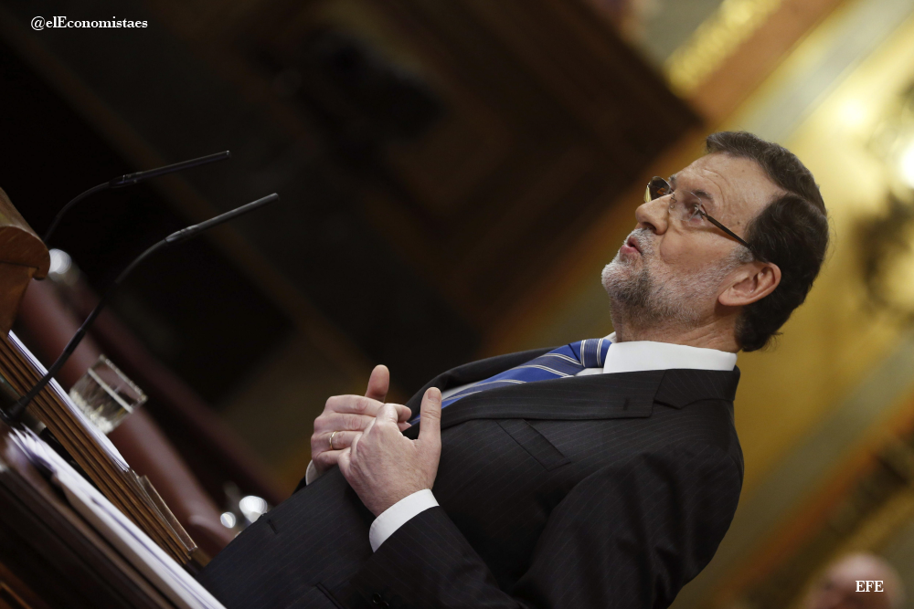 elEconomistaes's tweet photo. Tres de ellos pueden mantener una conversación en inglés sin que el cuarto les entienda http://t.co/fLm21Ezvul http://t.co/oPKSziPAvZ