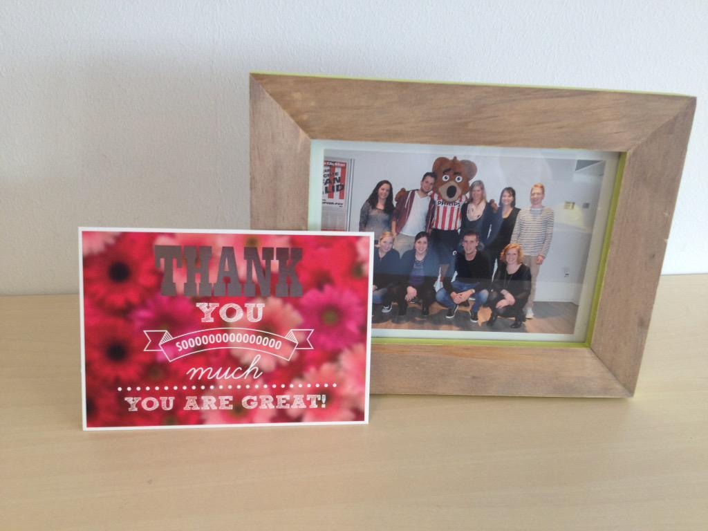 Vandaag neemt onze topstagiair @Julian_p alvast afscheid. Op ons bureau voortaan een mooie foto. Bedankt, Julian!