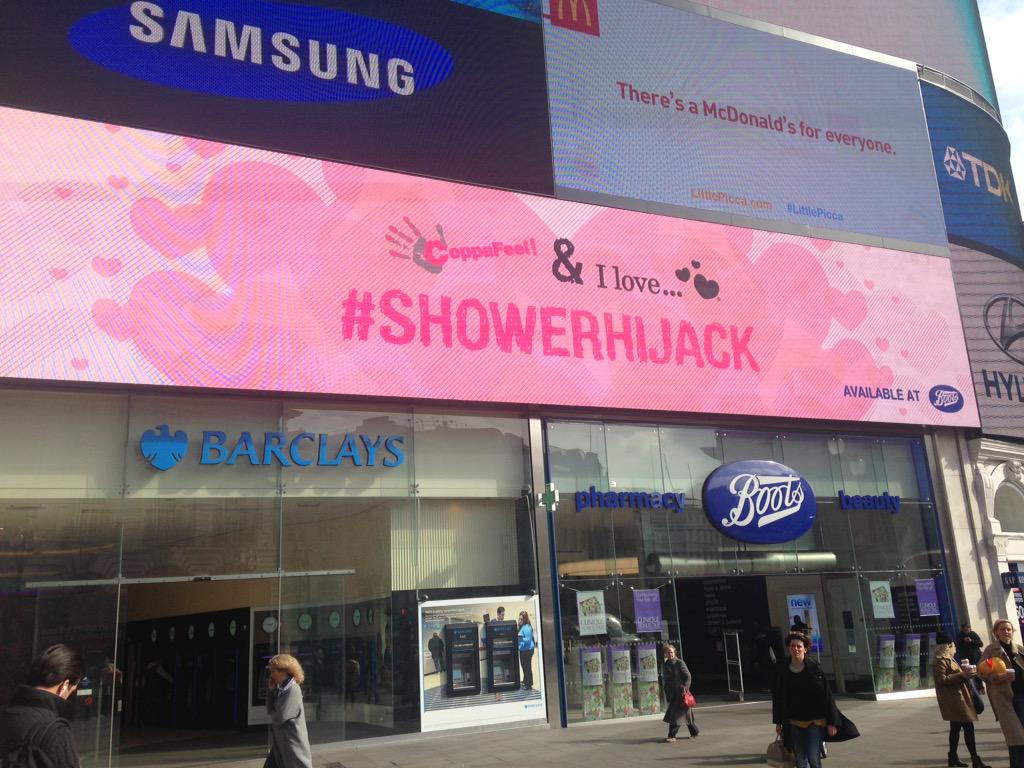 CoppaFeelPeople's tweet photo. Big thanks for @StormDOOH for letting us hijack this mega billboard with @IloveHQ! #SHOWERHIJACK http://t.co/dntnJeAaHI