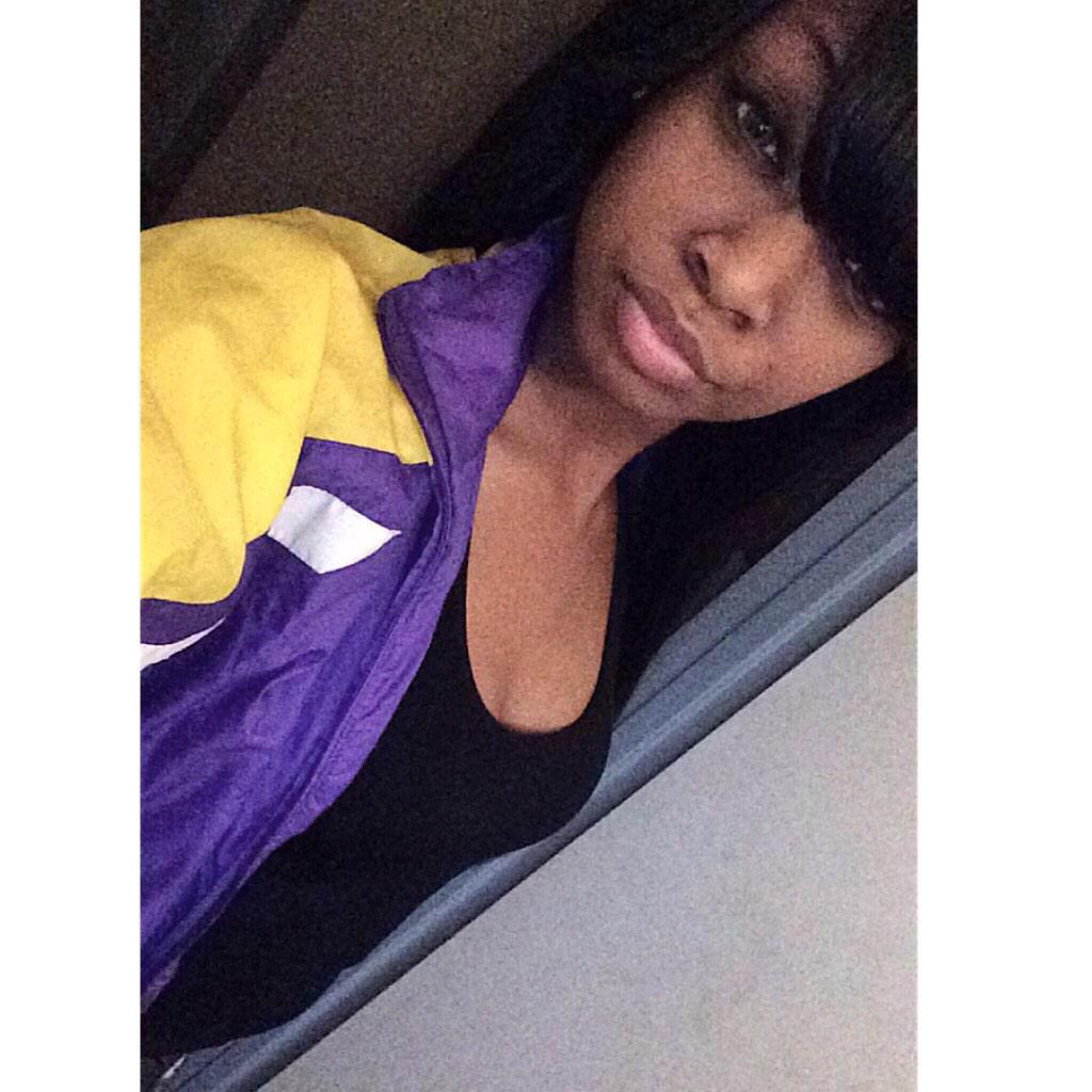 SGGirls101's tweet photo. Dasha 💖 @dashasymonee http://t.co/cAaO0HkayI