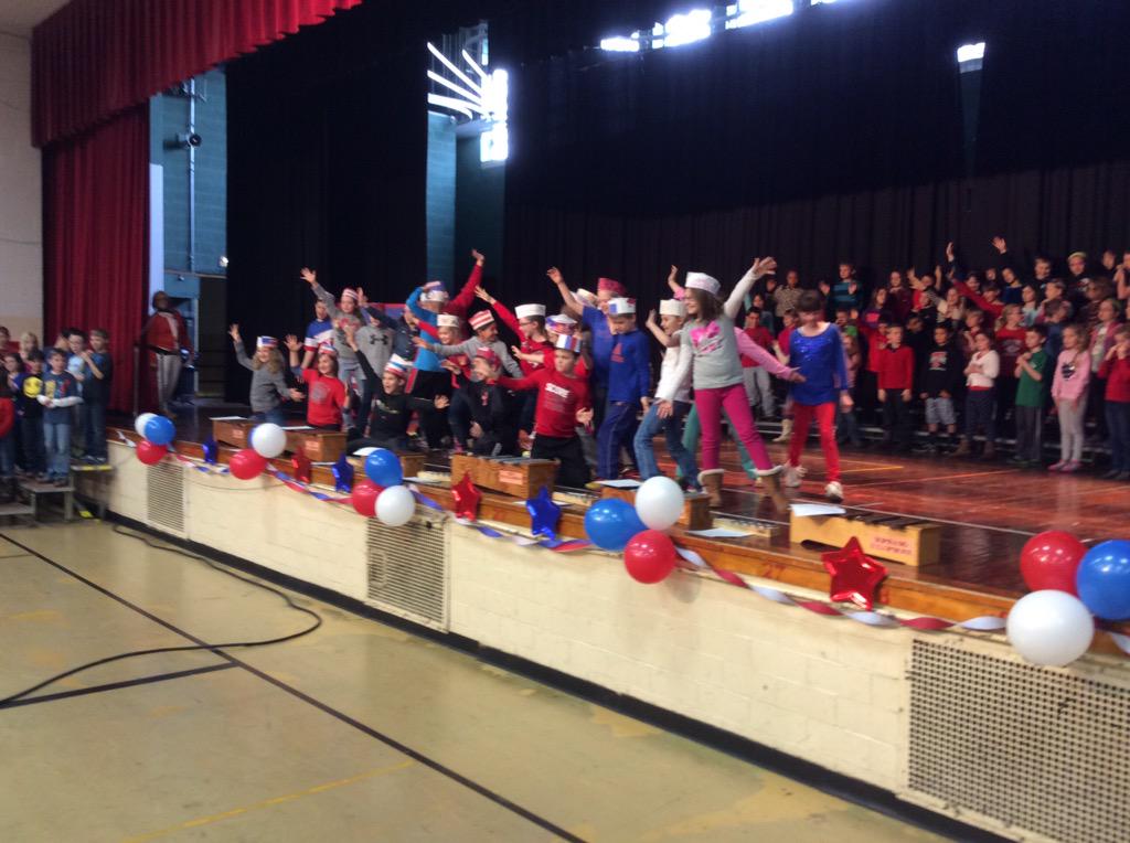 <a href="/grgingerich/">Mr. G</a>: Broadway's 3rd graders getting ready for the big show tonight at 7 p.m.