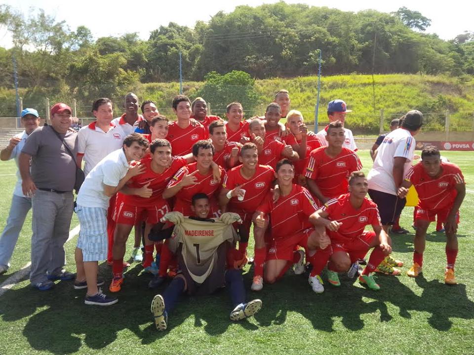 Dep_Madeirense's tweet photo. @CMadeirense,SUB-20 DEP MADEIRENSE CONSIGUE SU PASE A 16AVOS EN LA INTERREGIONAL DE LA F.V.F. FELICITACIONES .. http://t.co/8rDLUhzAcO