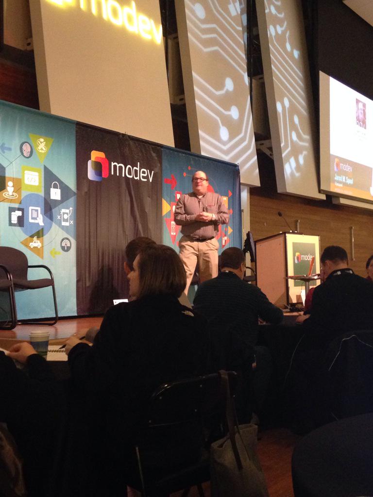 cccapple's tweet image. Ready for keynote #2! @noom #modevux