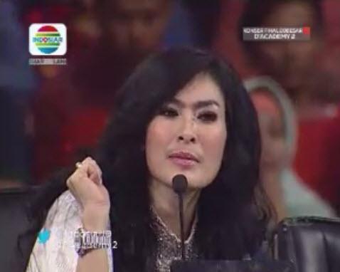 Teh <a href="/iis_dahlia/">iis dahlia</a> ngucapin selamat ulang tahun nih untuk <a href="/krisdayanti75/">Krisdayanti75</a> ke 40Th #DAcademy2